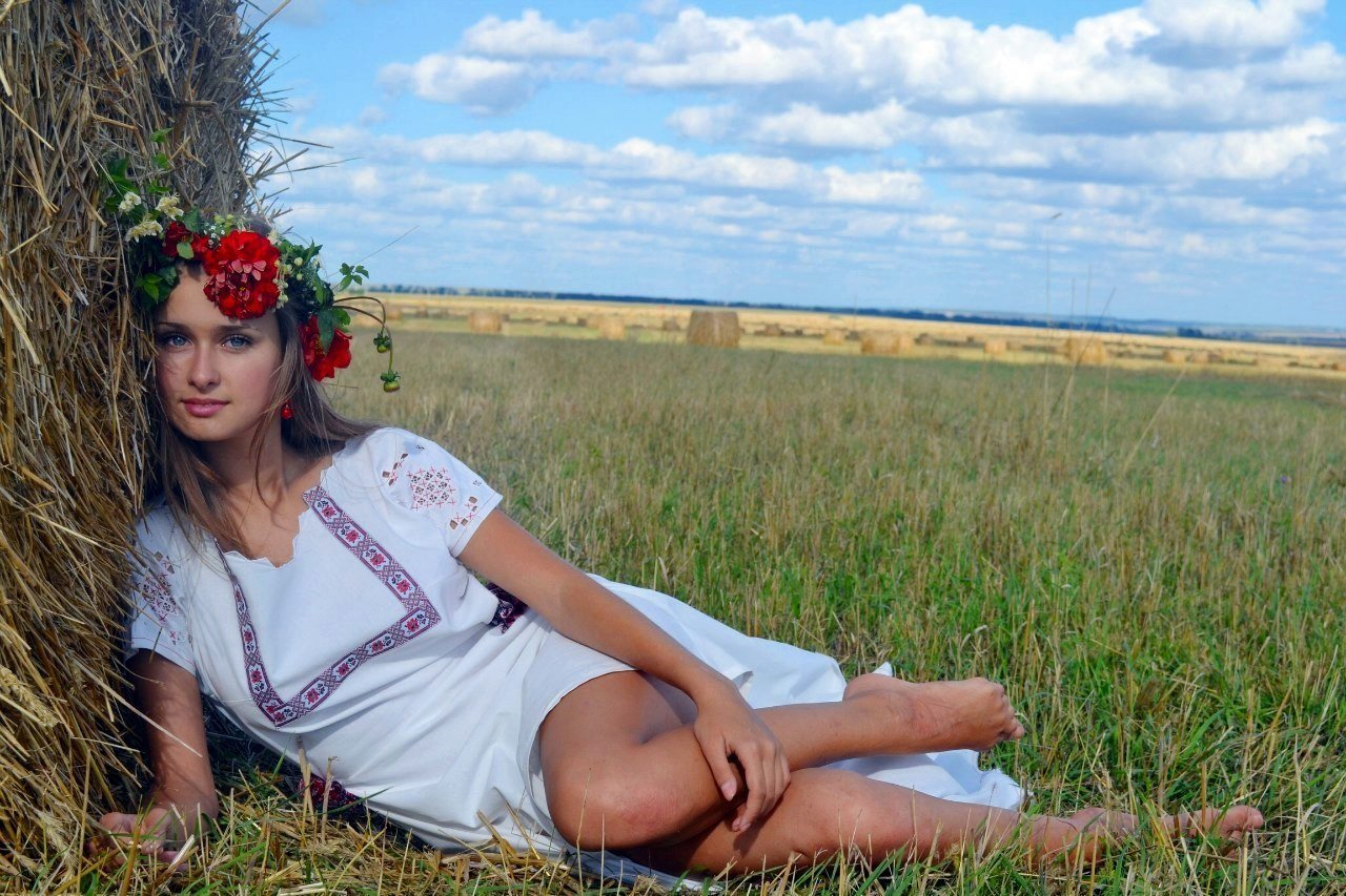 Slavic girls in Giza