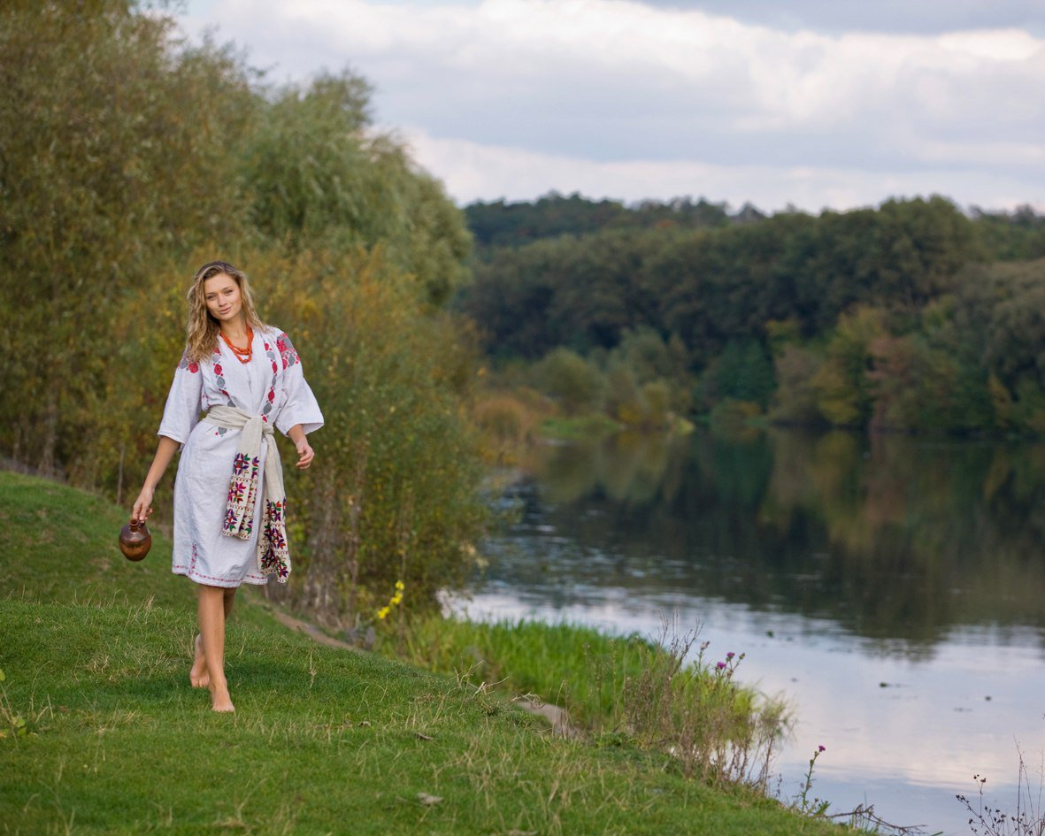 Nude girl Slavic women in Giza