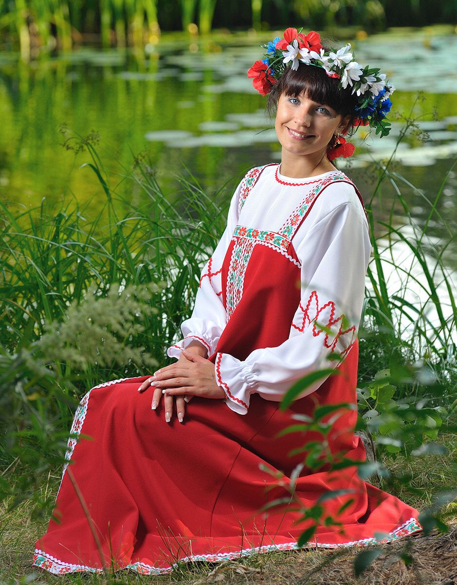 Beautiful girl Girls in Slavic costumes in Giza