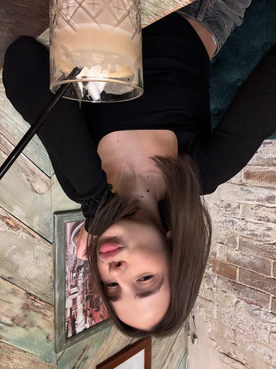 Fresh photos, fresh mood — Tina online in Giza